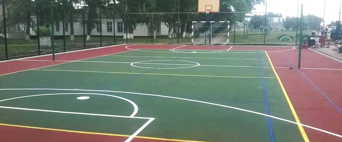 Сделать на даче мини площадку для стритбола с одним кольцом баскетбольным-есть у кого
