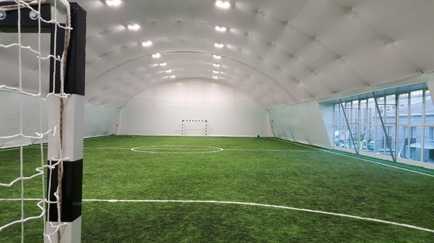 Строительство футбольного манежа