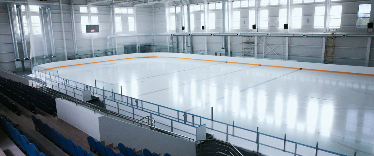 Строительство хоккейных катков, полей
